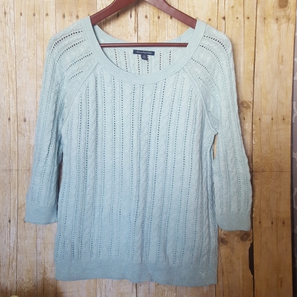 American Eagle Sweater. Size M. 3/4 sleeve. - Picture 1 of 4